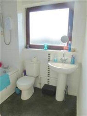  Image of 1 bedroom Flat for sale in Overton Crescent Denny FK6 at Denny  Falkirk, FK6 5BA