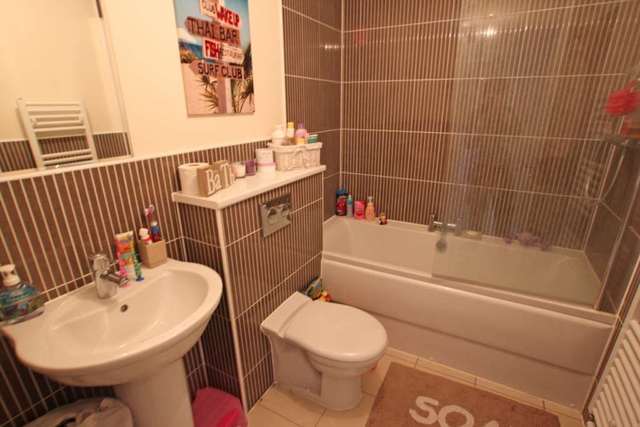  Image of 3 bedroom End of Terrace for sale in Pathfinder View Chilton Didcot OX11 at Pathfinder View Chilton Didcot, OX11 0UA