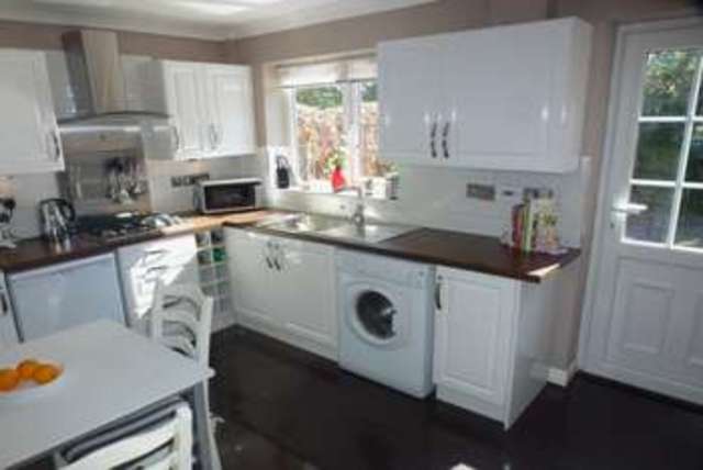  Image of 2 bedroom Property for sale in Peckforton Close Gatley Cheadle SK8 at PECKFORTON CLOSE GATLEY CHEADLE, SK8 4JA
