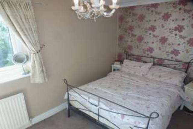  Image of 2 bedroom Property for sale in Peckforton Close Gatley Cheadle SK8 at PECKFORTON CLOSE GATLEY CHEADLE, SK8 4JA