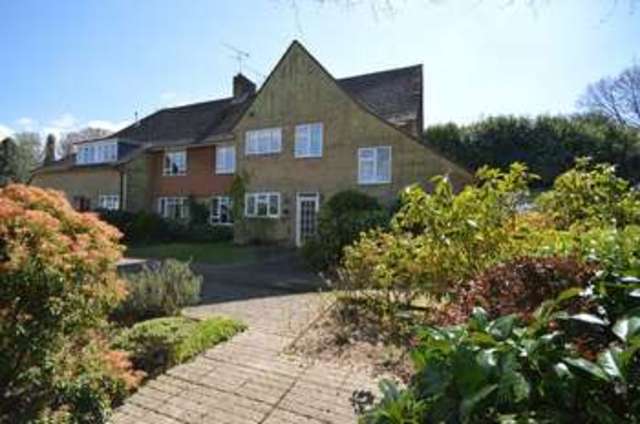  Image of 2 bedroom Bungalow for sale in Petworth Road Haslemere GU27 at Petworth Road  Haslemere, GU27 2JA