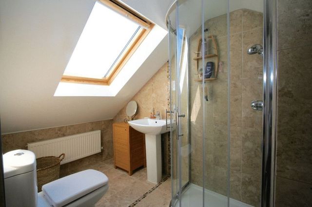 Image of 5 bedroom Detached house for sale in Picton Road Rhoose Barry CF62 at Picton Road  Rhoose, CF62 3HU