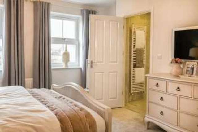  Image of 3 bedroom Semi-Detached house for sale in Brocklesby Avenue Immingham DN40 at Habrough Fields  Immingham, DN40 2AT