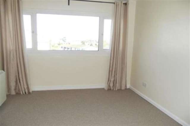  Image of 3 bedroom Detached house to rent in Avon Way Portishead Bristol BS20 at Bristol, BS20 6NA