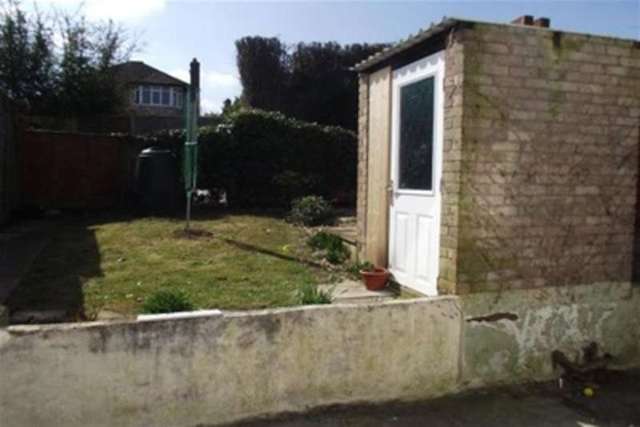  Image of 3 bedroom Detached house to rent in Avon Way Portishead Bristol BS20 at Bristol, BS20 6NA