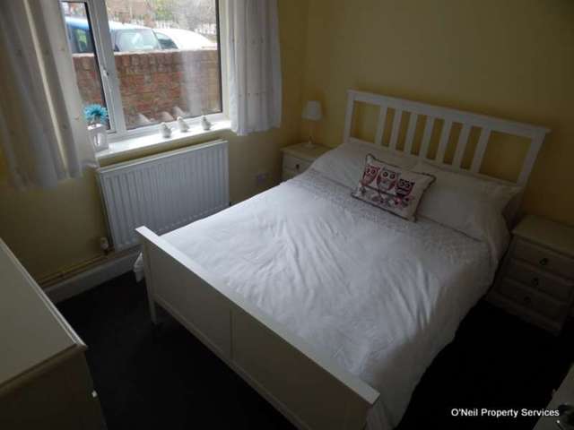  Image of 3 bedroom Detached house to rent in Fulmer Lane Gerrards Cross SL9 at Fulmer Lane  Gerrards Cross, SL9 7BL