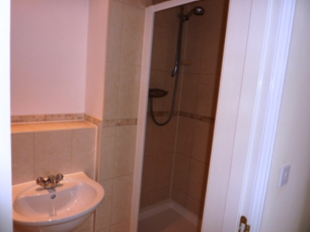  Image of 2 bedroom Flat to rent in Providence Park Southampton SO16 at Holly Hill Southampton Southampton, SO16 7QN