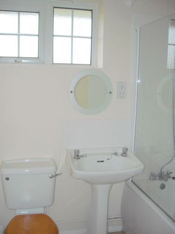  Image of 3 bedroom Detached house to rent in Puttenham Tring HP23 at Potash Farm Bungalows Puttenham Tring, HP23 4PP