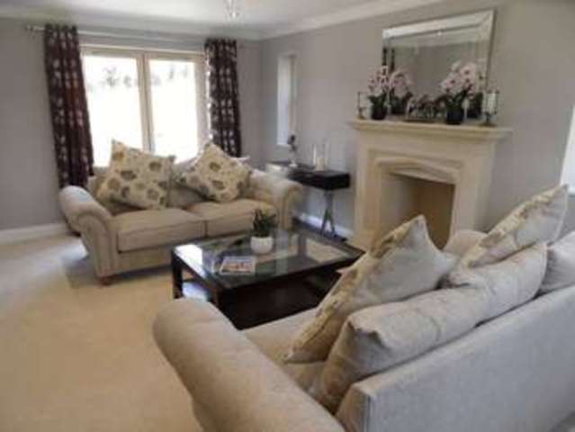  Image of 6 bedroom Detached house for sale in Horseshoe Road Radnage High Wycombe HP14 at Horseshoe Road Bennett End Radnage, HP14 4EB
