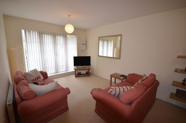  Image of 2 bedroom Flat to rent in Ramsdell Road Fleet GU51 at Ramsdell Road  FLEET, GU51 1DA