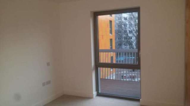  Image of 2 bedroom Apartment to rent in Rathbone Market Barking Road London E16 at Barking Road Canning Town London, E16 1EH