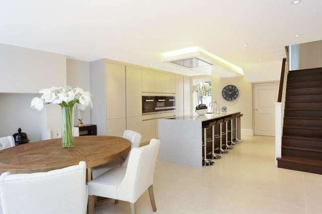  Image of 4 bedroom Terraced house for sale in Redesdale Street London SW3 at Redesdale Street  London, SW3 4BL