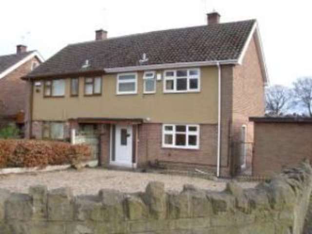  Image of 3 bedroom Semi-Detached house to rent in Ladywood Road Ilkeston DE7 at Ladywood Road Kirk Hallam Ilkeston, DE7 4NE