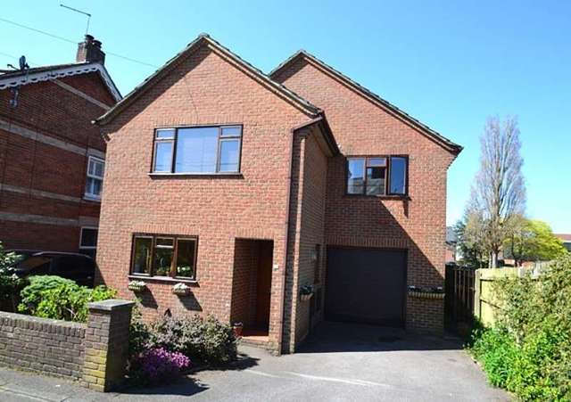  Image of 4 bedroom Detached house for sale in Carvers Lane Ringwood BH24 at Ringwood, BH24 1LB