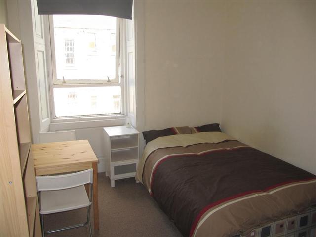  Image of 4 bedroom Flat to rent in Roslea Drive Dennistoun Glasgow G31 at Dennistoun Glasgow Glasgow, G31 2QR