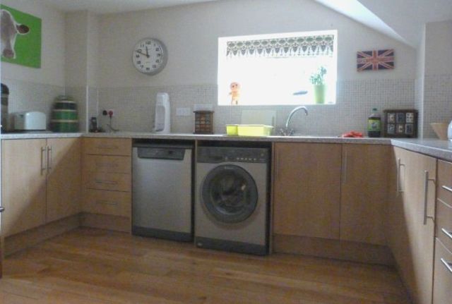  Image of 3 bedroom Flat for sale in Fisherton Street Salisbury SP2 at Salisbury, SP2 7ST