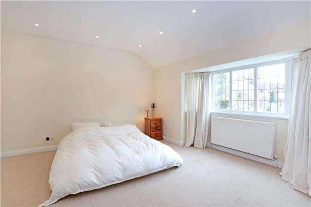  Image of 4 bedroom Detached house for sale in Searchwood Road Warlingham CR6 at Warlingham Surrey Warlingham, CR6 9BA