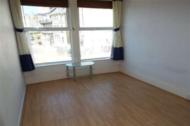  Image of 1 bedroom Flat to rent in Harbour Road Seaton EX12 at Seaton, EX12 2LS