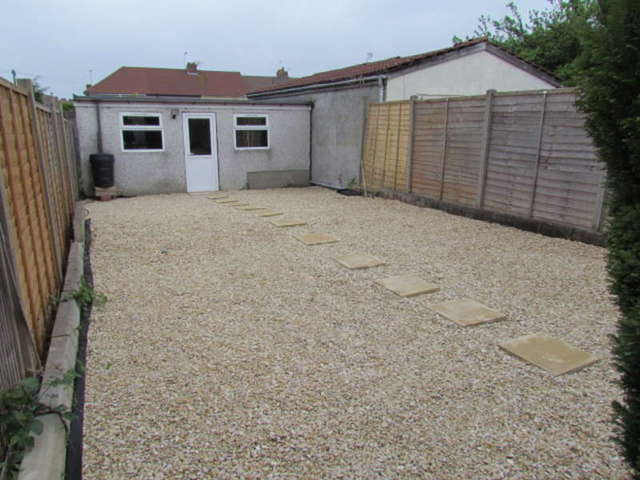  Image of 1 bedroom House Share to rent in Seventh Avenue Horfield Bristol BS7 at Bristol, BS7 0QD