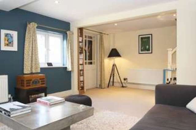  Image of 3 bedroom Detached house for sale in Mill Road Shabbington Aylesbury HP18 at Mill Road Shabbington Aylesbury, HP18 9HQ