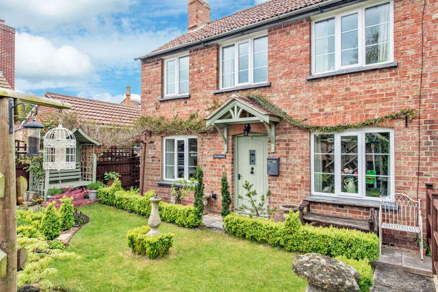  Image of 2 bedroom Semi-Detached house for sale in Farm Lane Shurdington Cheltenham GL51 at Shurdington Cheltenham, GL51 4XN