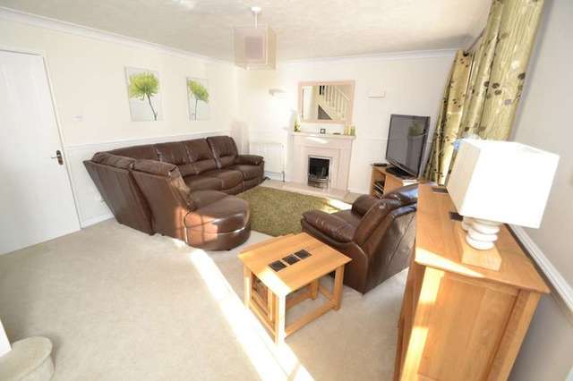  Image of 3 bedroom Detached house for sale in Coach Hill Close Chandler