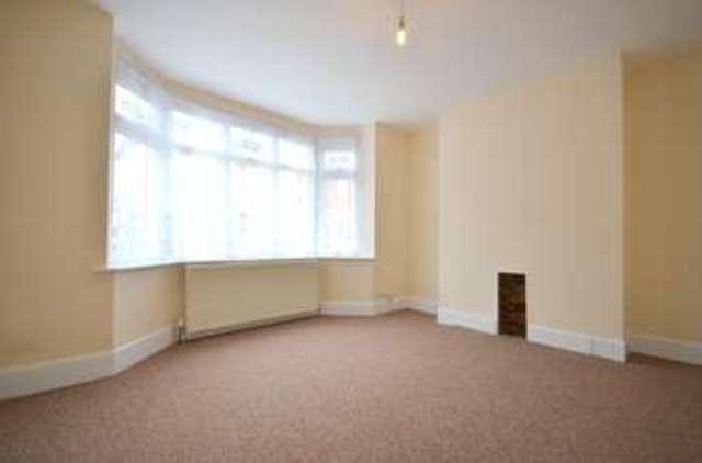  Image of 3 bedroom Detached house to rent in South Road Boscombe Bournemouth BH1 at South Road  Bournemouth, BH1 4PB