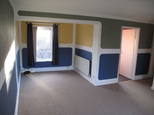  Image of 2 bedroom Flat to rent in Firshill Walk Sheffield S4 at Pitsmoor  Sheffield, S4 7BR