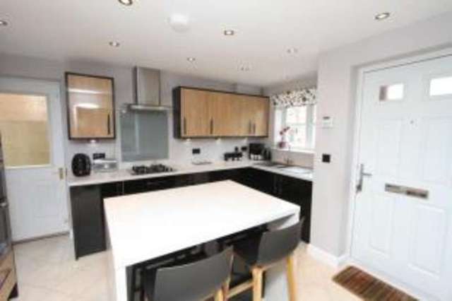  Image of 3 bedroom Detached house for sale in Spinkhill View Renishaw Sheffield S21 at Renishaw Sheffield Renishaw, S21 3WN