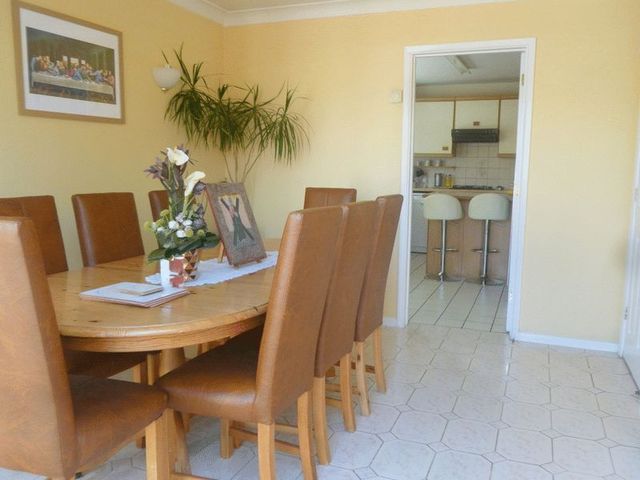  Image of 4 bedroom Detached house for sale in St. Christophers Close Dunstable LU5 at St. Christophers Close  Dunstable, LU5 4PD