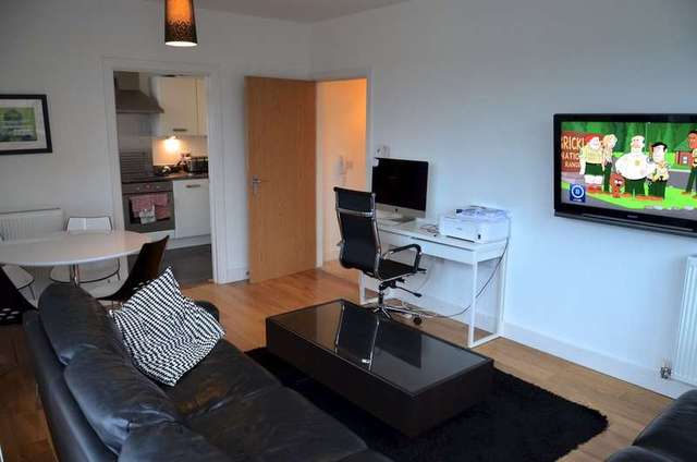  Image of 2 bedroom Flat for sale in James Weld Close Shirley Southampton SO15 at Southampton, SO15 2SW