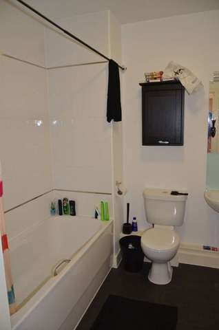  Image of 2 bedroom Flat for sale in James Weld Close Shirley Southampton SO15 at Southampton, SO15 2SW