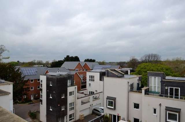  Image of 2 bedroom Flat for sale in James Weld Close Shirley Southampton SO15 at Southampton, SO15 2SW