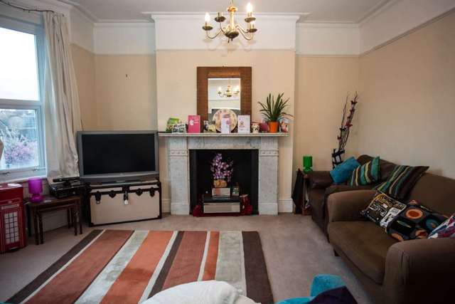  Image of 2 bedroom Flat for sale in St. Johns Road Southborough Tunbridge Wells TN4 at Royal Tunbridge Wells  Royal Tunbridge Wells, TN4 9UG