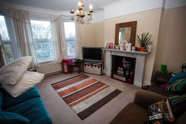  Image of 2 bedroom Flat for sale in St. Johns Road Southborough Tunbridge Wells TN4 at Royal Tunbridge Wells  Royal Tunbridge Wells, TN4 9UG
