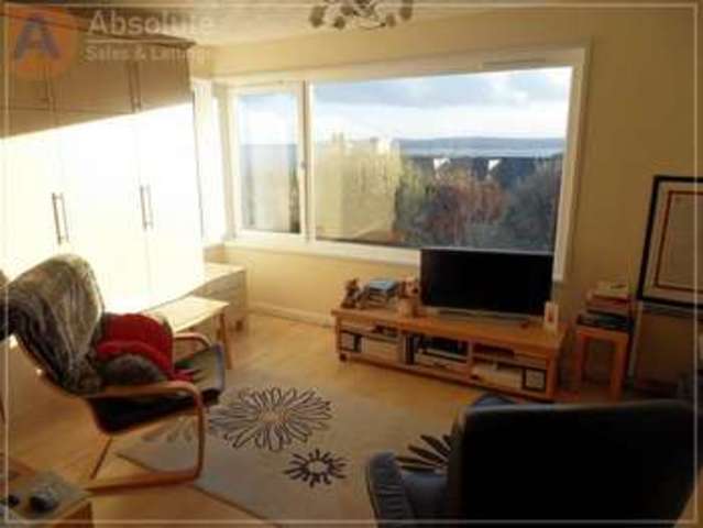  Image of 1 bedroom Flat to rent in St. Lukes Road South Torquay TQ2 at St Lukes Road South  Torquay, TQ2 5YQ