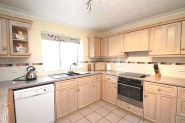  Image of 4 bedroom Detached house for sale in St. Marys Close Laddingford Maidstone ME18 at St Marys Close  Laddingford, Maidstone, ME18 6DG