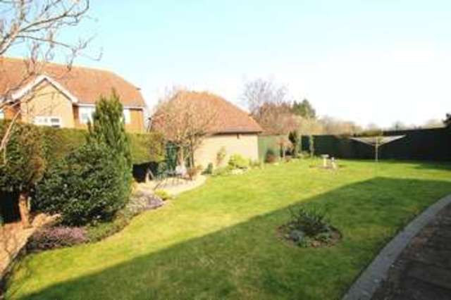  Image of 4 bedroom Detached house for sale in St. Marys Close Laddingford Maidstone ME18 at St Marys Close  Laddingford, Maidstone, ME18 6DG