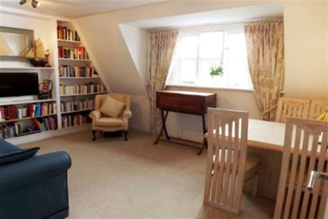 Image of 2 bedroom Flat to rent in St. Thomas Street Oxford OX1 at Oxford, OX1 1JR