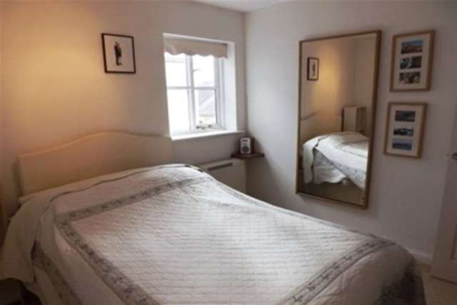  Image of 2 bedroom Flat to rent in St. Thomas Street Oxford OX1 at Oxford, OX1 1JR