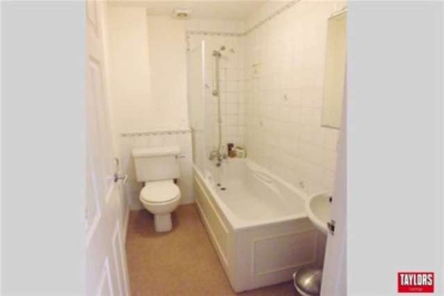  Image of 2 bedroom Flat to rent in St. Thomas Street Oxford OX1 at Oxford, OX1 1JR