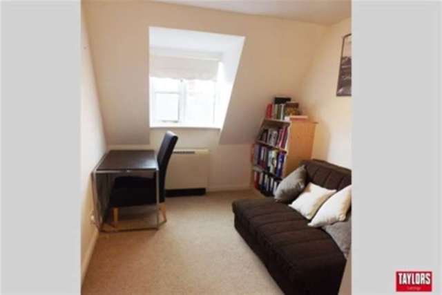  Image of 2 bedroom Flat to rent in St. Thomas Street Oxford OX1 at Oxford, OX1 1JR
