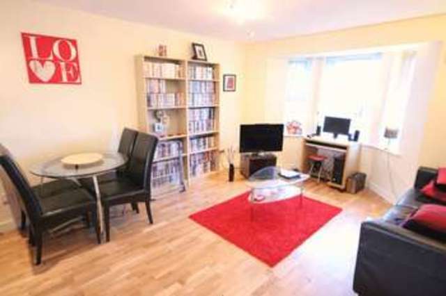 Image of 1 bedroom Flat to rent in Station Approach Leeds LS5 at Station Approach Kirkstall Leeds, LS5 3HR