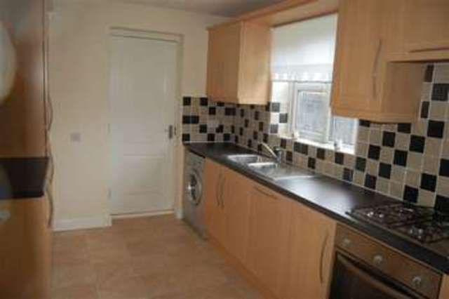  Image of 3 bedroom Detached house for sale in Sunningdale Crescent New Holland Barrow-upon-Humber DN19 at Sunningdale Crescent  New Holland, DN19 7SY