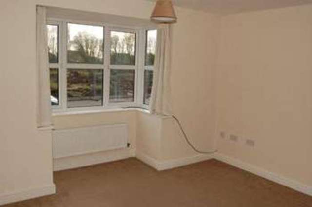  Image of 3 bedroom Detached house for sale in Sunningdale Crescent New Holland Barrow-upon-Humber DN19 at Sunningdale Crescent  New Holland, DN19 7SY