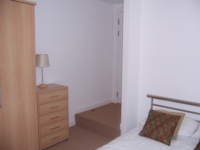  Image of 1 bedroom Flat to rent in Solly Street Sheffield S1 at Velocity Village  Sheffield, S1 4BP