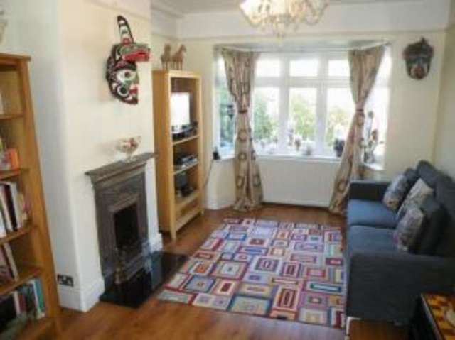  Image of 4 bedroom Semi-Detached house for sale in Bond Road Tolworth Surbiton KT6 at Surbiton  Tolworth, KT6 7SG
