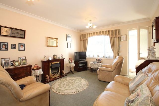 Image of 2 bedroom Flat for sale in Sycamore Avenue Filey YO14 at Sycamore Avenue  Filey, YO14 9NU