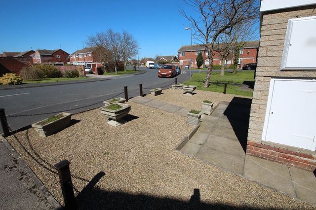  Image of 2 bedroom Flat for sale in Sycamore Avenue Filey YO14 at Sycamore Avenue  Filey, YO14 9NU