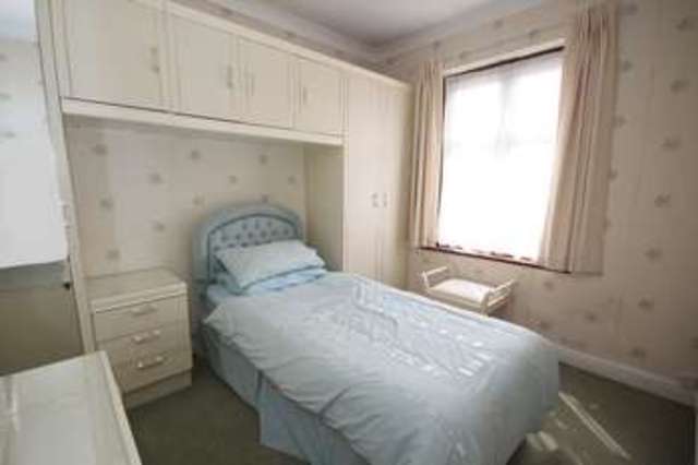  Image of 2 bedroom Detached house for sale in Sylvia Avenue Hatch End Pinner HA5 at Sylvia Avenue Hatch End Pinner, HA5 4QL